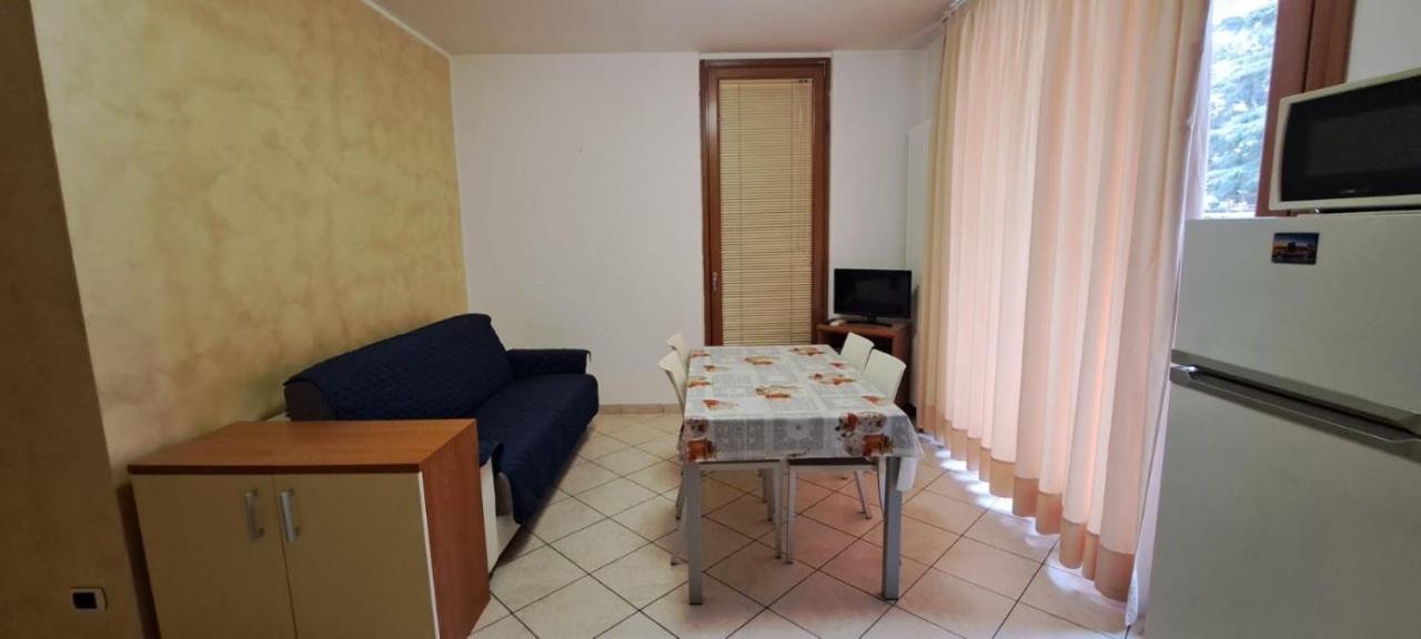 Apartments Tony In Бардолино Экстерьер фото